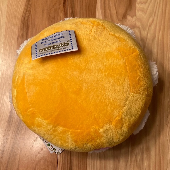 Squishables 7" Mini Cinnamon Bun - NWT RETIRED! - Picture 2 of 5